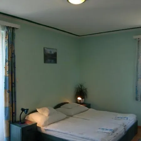Apartmanhaz Cedrus 8 * Zalakaros